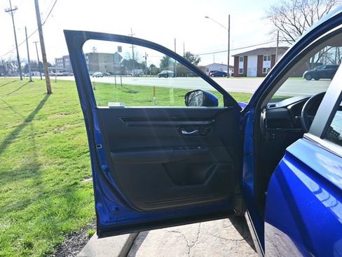 Used 2024 Honda CR-V EX-L image 25