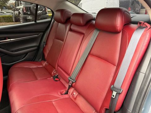 Used 2023 MAZDA MAZDA3 s FWD image 14