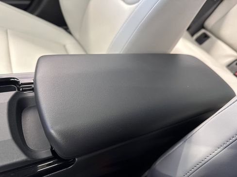 New 2026 Toyota Prius Limited image 30