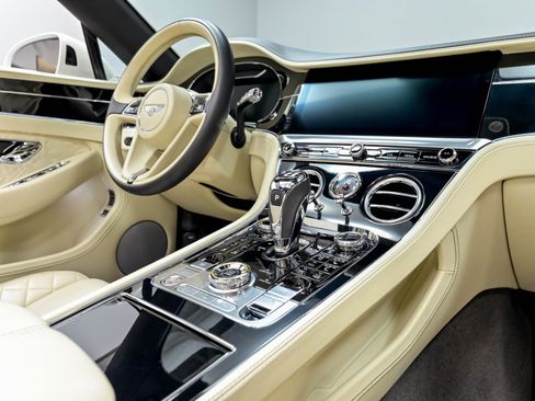 Used 2020 Bentley Continental GT AWD/4WD image 27