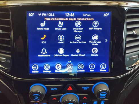 Used 2020 Jeep Grand Cherokee High Altitude AWD/4WD image 25