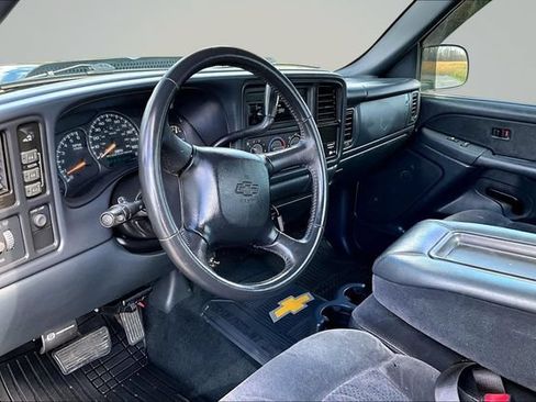 Used 2002 Chevrolet Silverado 2500 LS AWD/4WD image 13