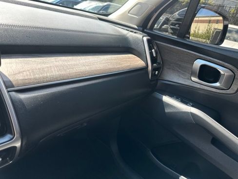 Used 2023 Kia Sorento S w/ Panoramic Sunroof Package AWD/4WD image 21