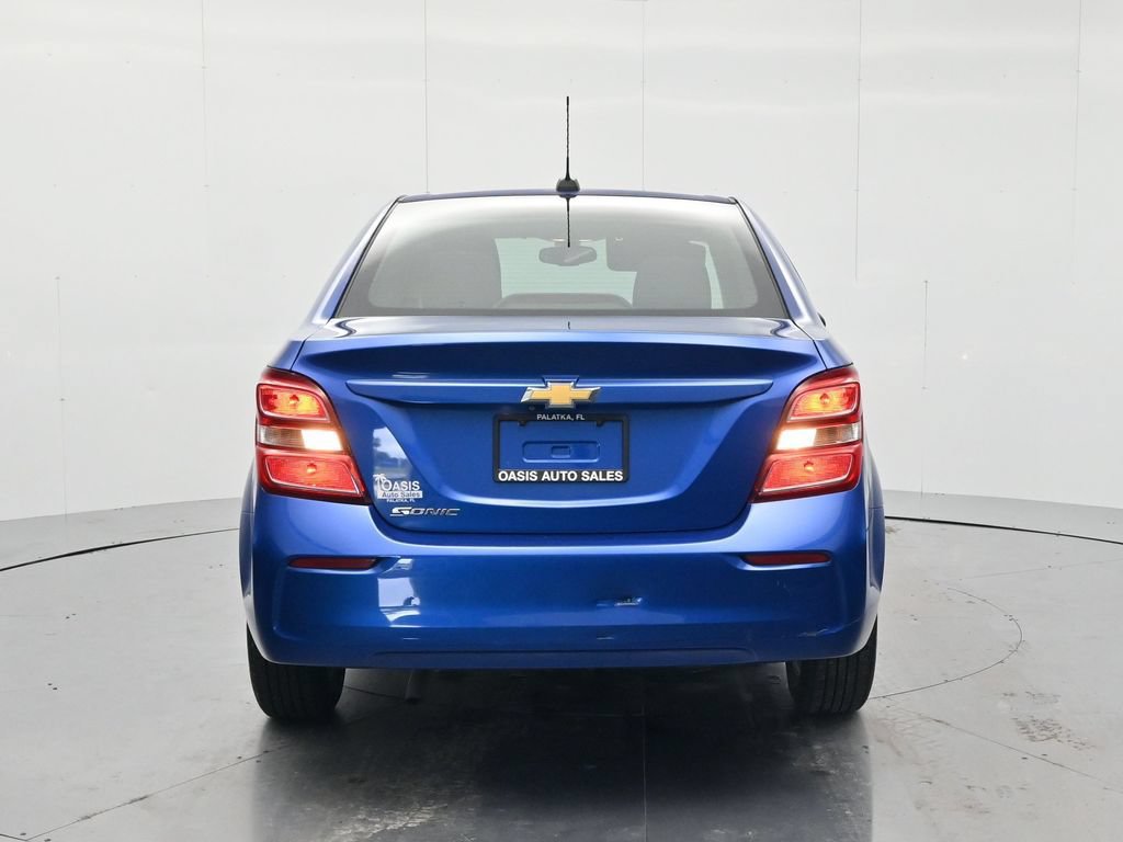 Used 2018 Chevrolet Sonic LT FWD image 6