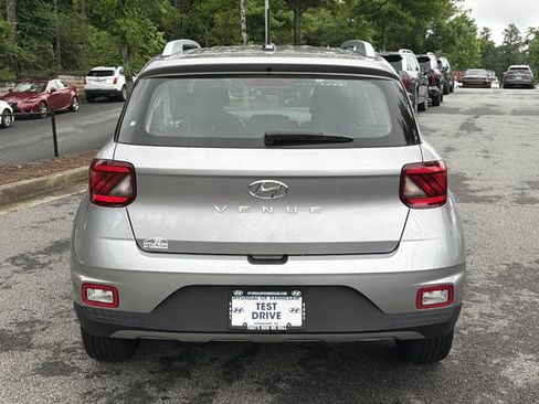 Certified 2023 Hyundai Venue SEL w/ Cargo Package FWD image 6