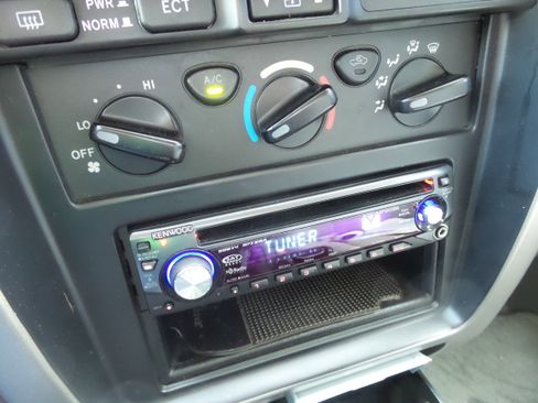 Used 2001 Toyota 4Runner SR5 image 67