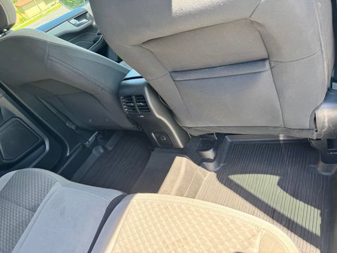 Used 2021 Ford Escape SE w/ Cold Weather Package AWD/4WD image 19