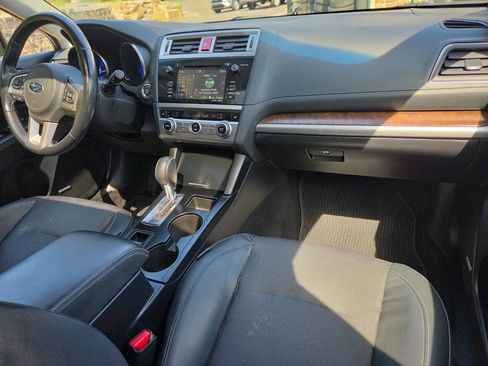Used 2015 Subaru Outback 2.5i Limited AWD/4WD image 27