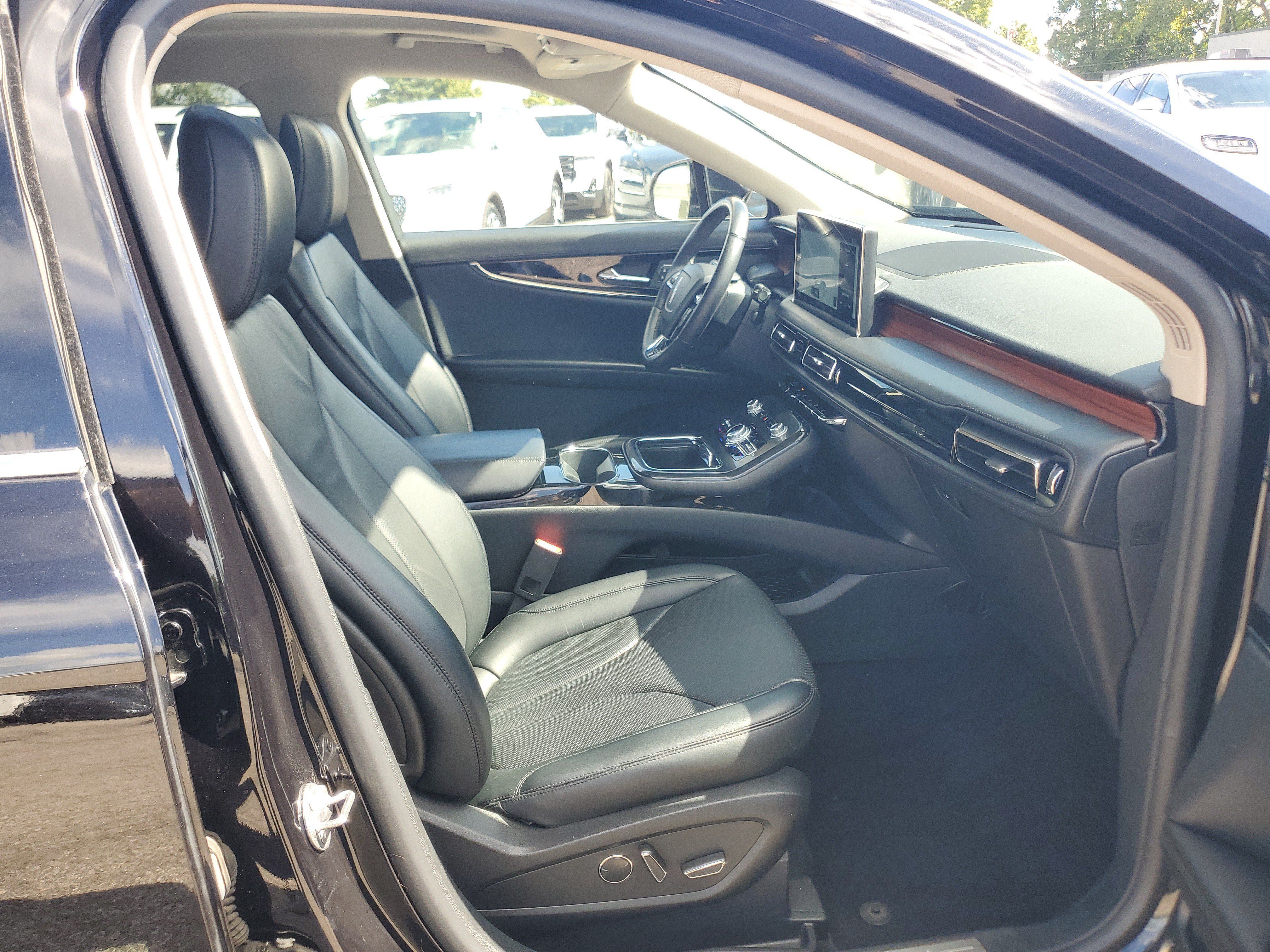 Certified 2023 Lincoln Nautilus Reserve AWD/4WD image 9