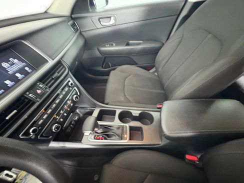Used 2018 Kia Optima LX FWD image 24