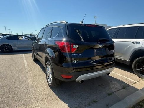 Used 2019 Ford Escape SEL AWD/4WD image 2