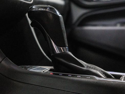 Used 2019 Chevrolet Equinox Premier AWD/4WD image 21
