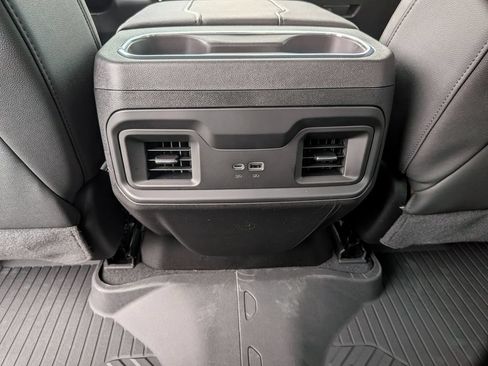 New 2026 Chevrolet Silverado 1500 RST w/ Dark Appearance Package AWD/4WD image 34