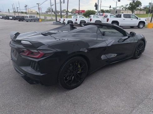 Used 2024 Chevrolet Corvette Stingray Preferred Conv w/ Z51 Performance Package RWD image 15