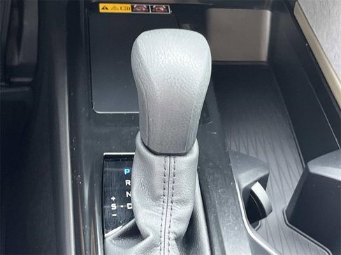 Used 2026 Toyota Camry LE image 24