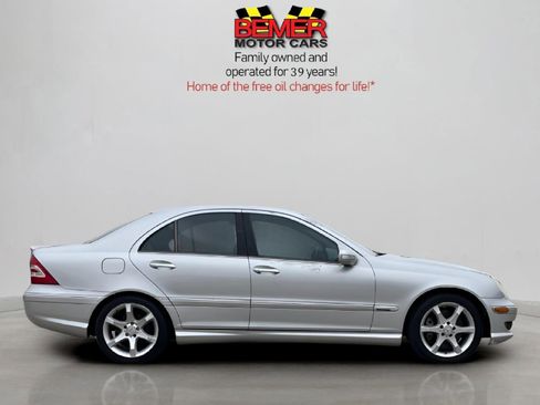 Used 2007 Mercedes-Benz C 230 Sedan image 6