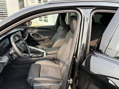 New 2026 Audi SQ5 Premium Plus AWD/4WD image 9
