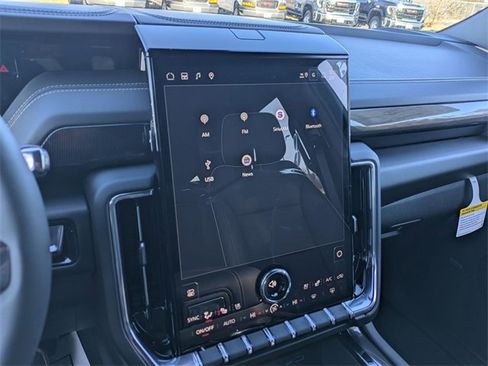 New 2026 GMC Yukon Elevation w/ Elevation Premium Package image 22