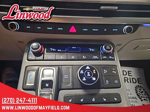 Used 2024 Hyundai Palisade Limited image 25