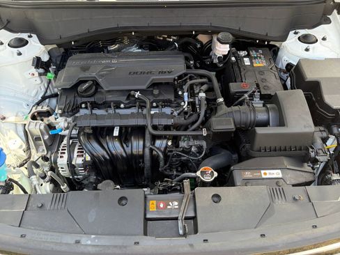 Used 2025 Hyundai Kona SEL image 28