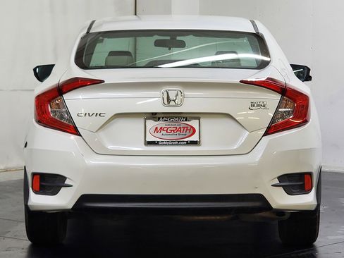 Used 2016 Honda Civic EX image 5
