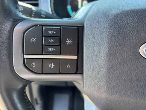 Used 2021 Ford F150 Lariat AWD/4WD image 12