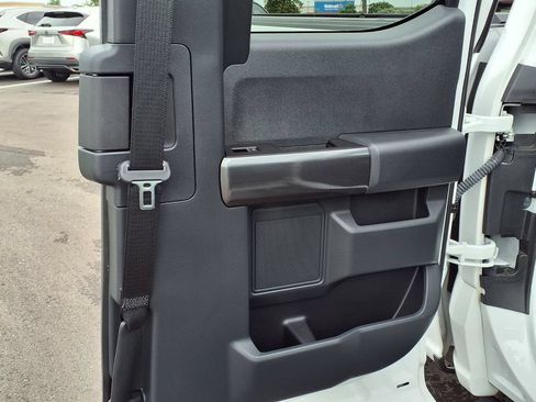 Used 2021 Ford F150 Lariat w/ Equipment Group 502A High RWD image 16