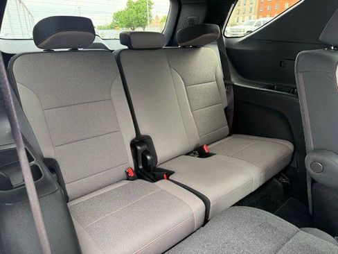 Used 2026 Chevrolet Traverse LT w/ Driver Confidence Package AWD/4WD image 5