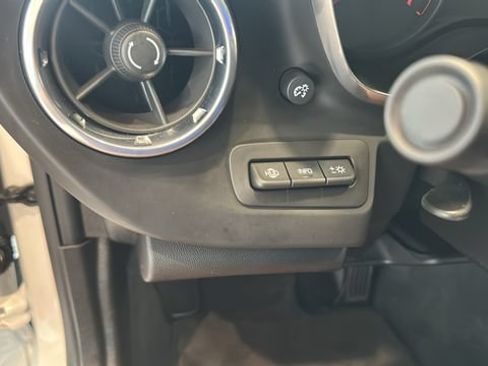 Used 2018 Chevrolet Camaro ZL1 RWD image 16