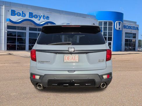 Used 2023 Honda Passport Elite image 5