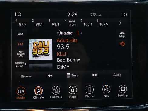 Used 2020 Jeep Grand Cherokee Limited image 26