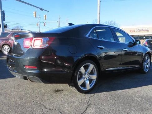 Used 2015 Chevrolet Malibu LTZ image 2
