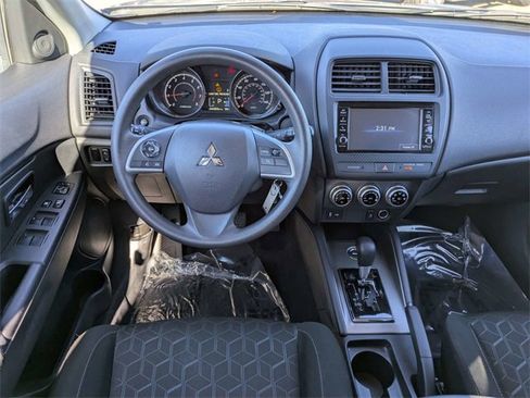 Used 2024 Mitsubishi Outlander Sport ES image 16