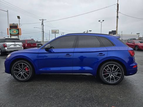 Used 2023 Audi SQ5 Prestige AWD/4WD image 9