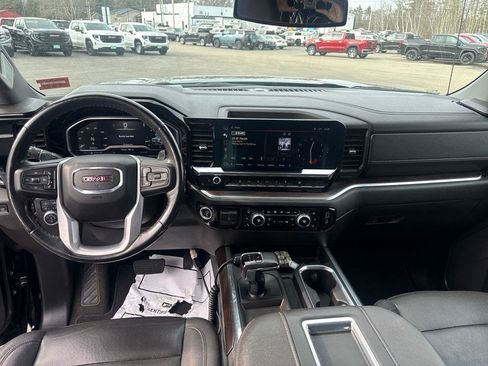 Certified 2022 GMC Sierra 1500 SLT w/ SLT Premium Plus Package AWD/4WD image 13