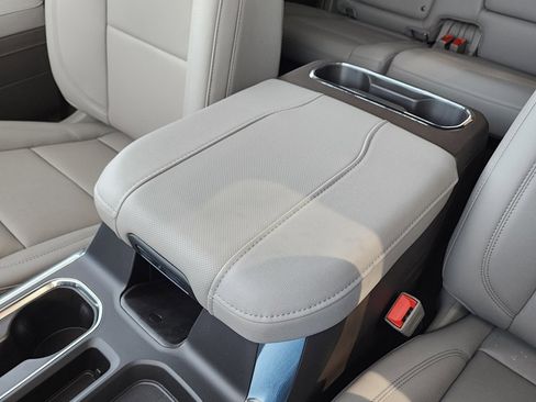 New 2026 GMC Sierra 1500 SLT w/ SLT Premium Plus Package image 31