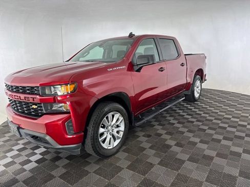 Used 2021 Chevrolet Silverado 1500 Custom w/ Safety Confidence Package AWD/4WD image 3