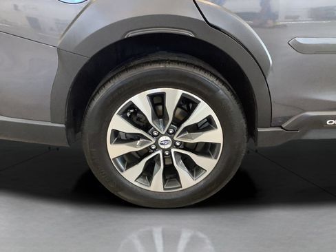 Certified 2023 Subaru Outback Limited AWD/4WD image 25