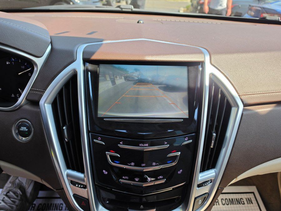 Used 2014 Cadillac SRX Luxury w/ Driver Awareness Package FWD image 17