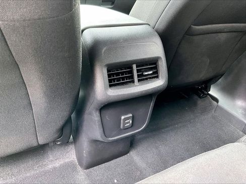 Used 2022 Chevrolet Equinox LT AWD/4WD image 29