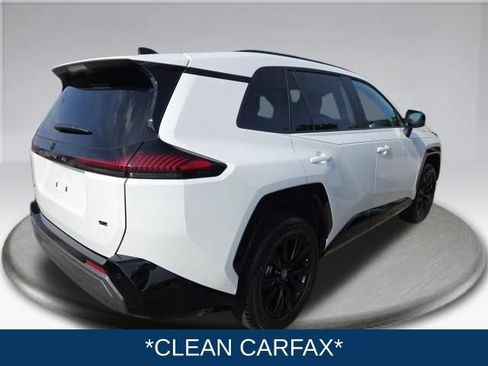 Used 2026 Toyota RAV4 SE w/ Convenience Package FWD image 5