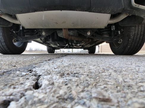 Used 2025 Cadillac XT5 Sportv w/ Technology Package image 9