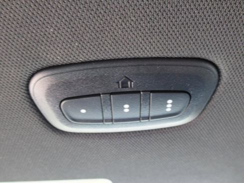 Used 2025 Jeep Wagoneer 4WD image 26