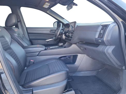 Used 2024 Nissan Pathfinder Rock Creek image 15