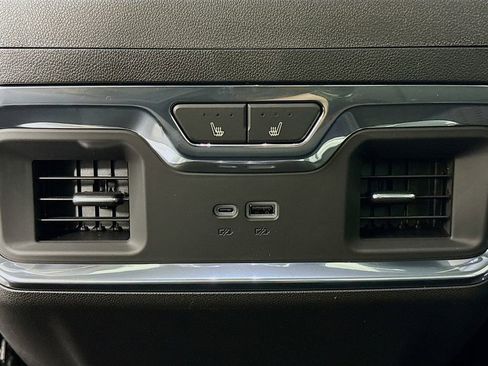 New 2026 GMC Sierra 1500 SLT w/ SLT Premium Package image 26