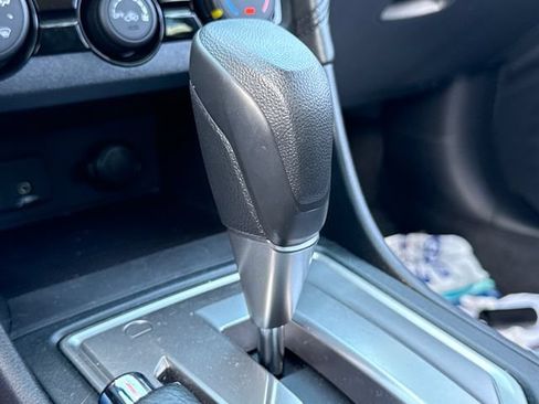Used 2021 Subaru Impreza 2.0i AWD/4WD image 30