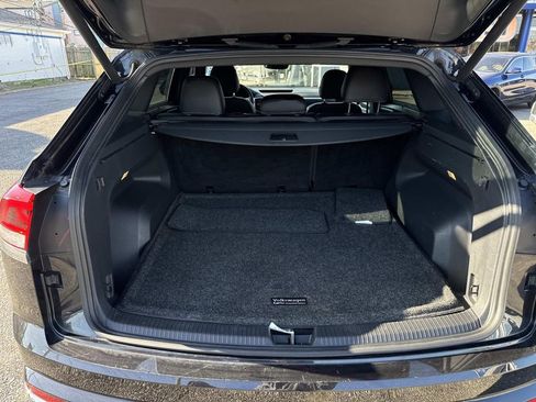 Used 2021 Volkswagen Atlas Cross Sport SEL Premium R-Line w/ Cross Sport MDO Package image 9