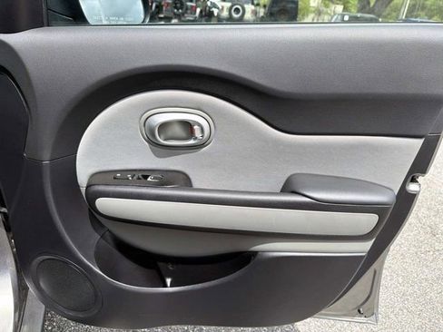Used 2018 Kia Soul FWD image 14