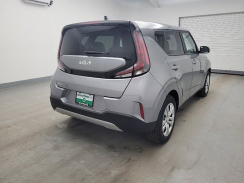 Used 2025 Kia Soul LX image 9