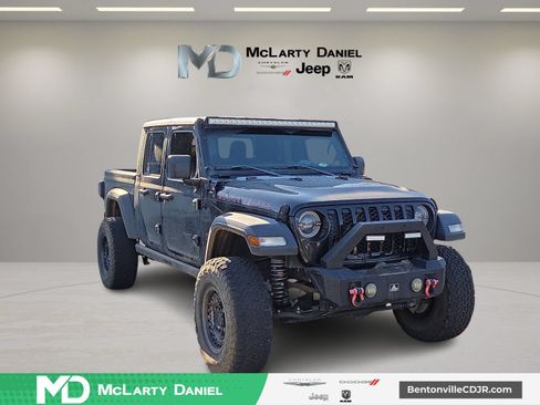 Used 2020 Jeep Gladiator Sport w/ Quick Order Package 23S AWD/4WD image 1